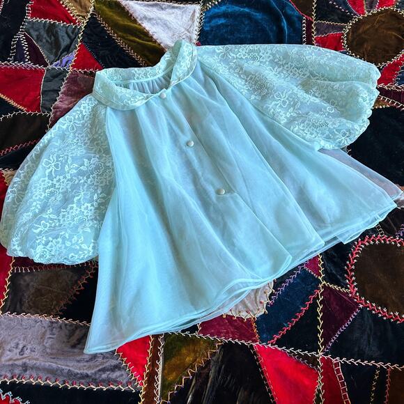 Vintage 50s/60s Baby Blue Lace Puff Sleeve Sheer Chiffon Trapeze Bed Jacket M - Picture 1 of 8